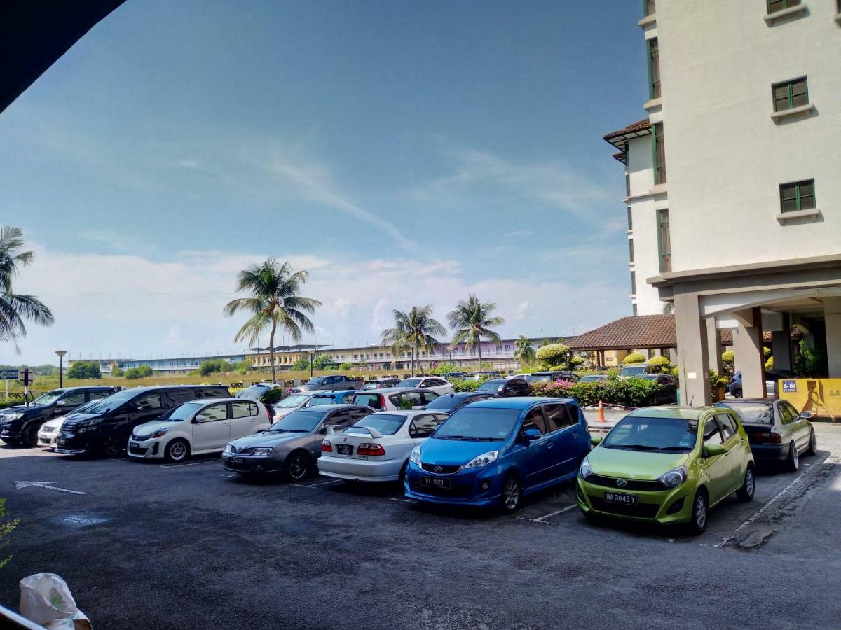 Costa Mahkota Aparthotel Malacca Exterior foto