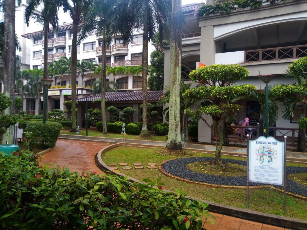 Costa Mahkota Aparthotel Malacca Exterior foto